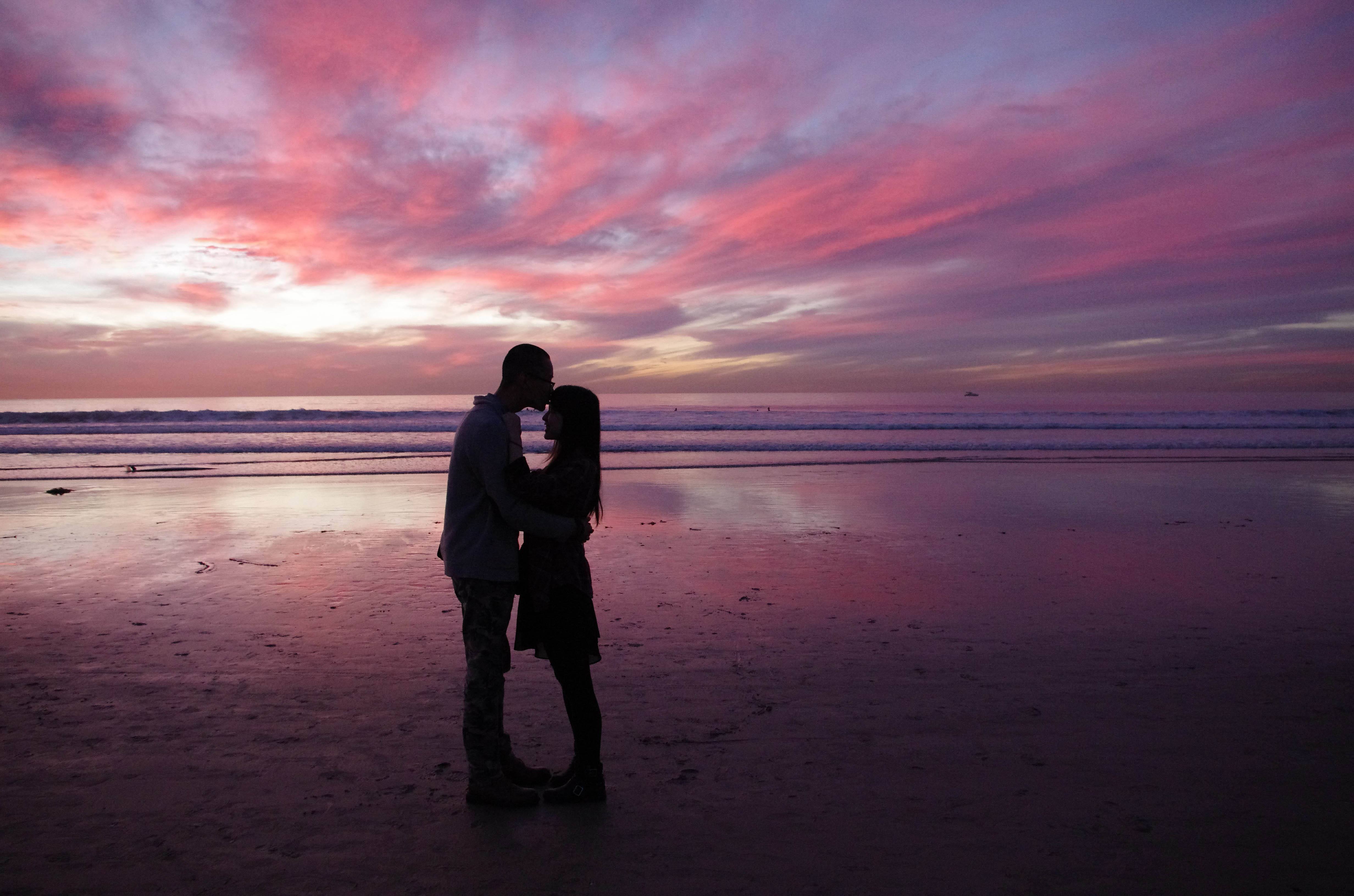 从4000倍的超额认购到单日上涨158%,中慧生物-B(02627)是否成为全球黑天鹅的对冲新资产?